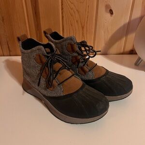 SOREL Out N About IV Waterproof Duck Boot